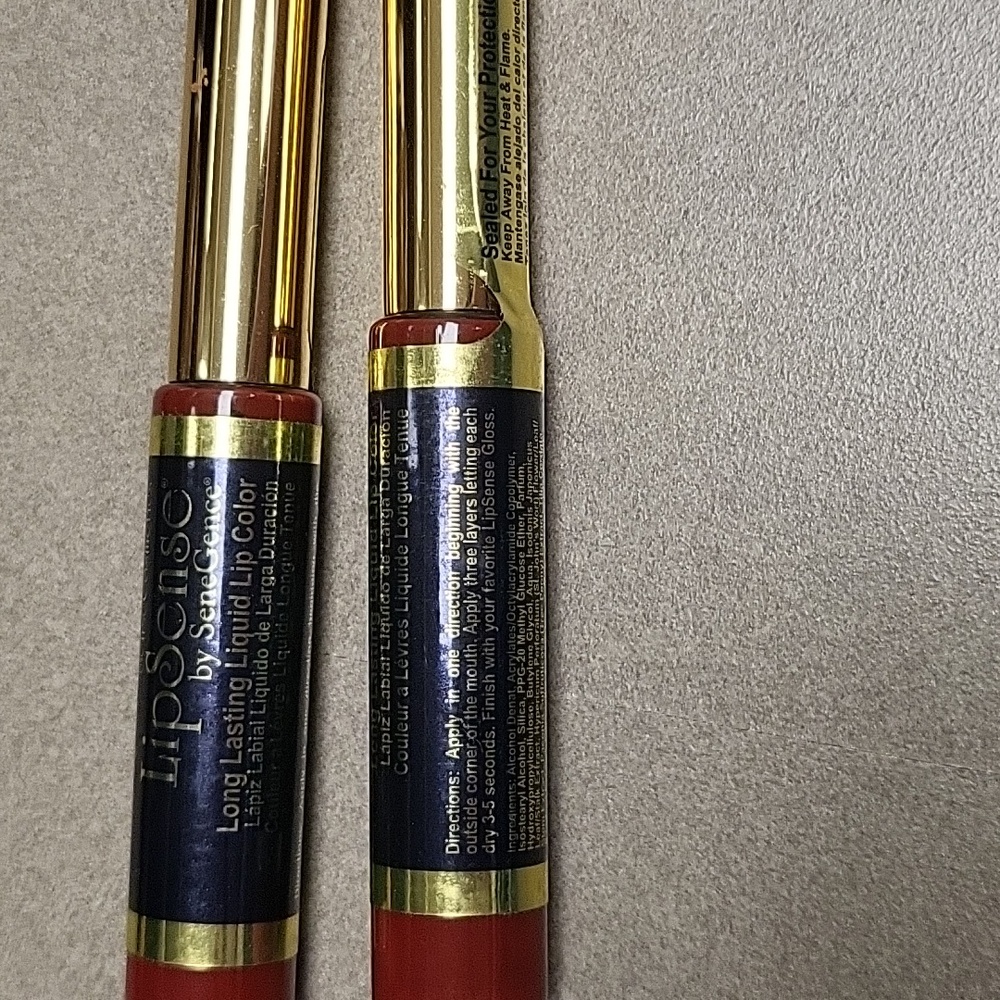 Senegence lipsense lipcolor, new in pkg,  crimson in color